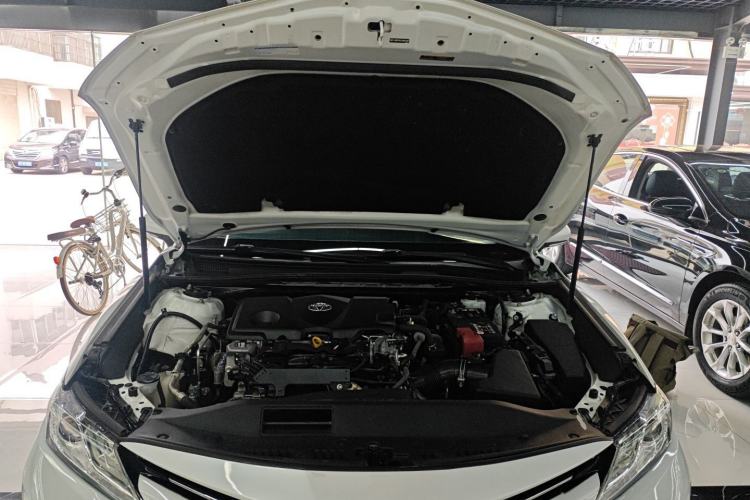 Used Toyota Camry 2018 2.5G Luxury Edition Engine Bay