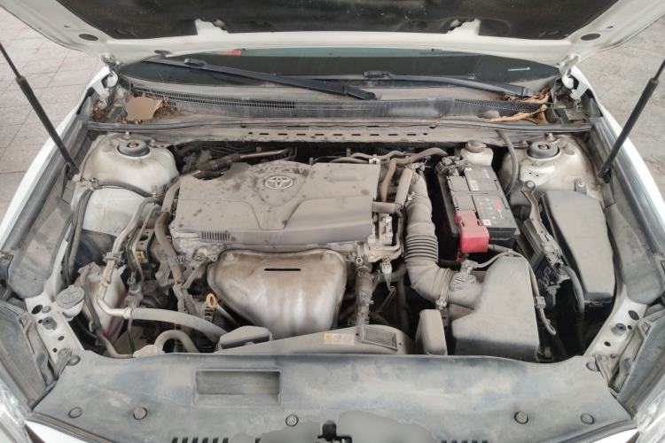 Used Toyota Camry 2018 2.0G Luxury Edition Engine Bay