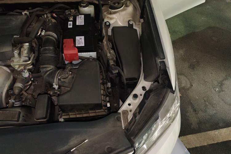 Used Toyota Camry 2018 2.0G Luxury Edition Engine Bay Left