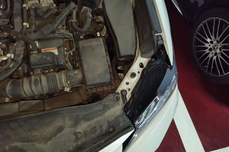 Used Toyota Camry 2018 Dual-Engine 2.5 HG Luxury Edition Engine Bay Left