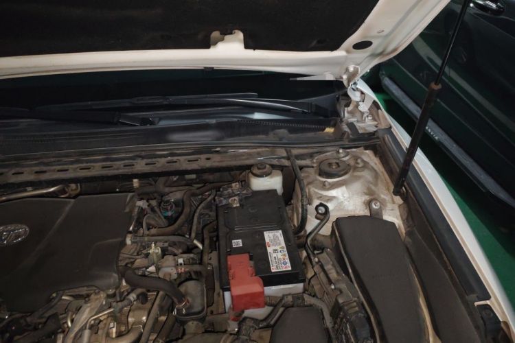 Used Toyota Camry 2018 2.5G Luxury Edition Engine Bay Left