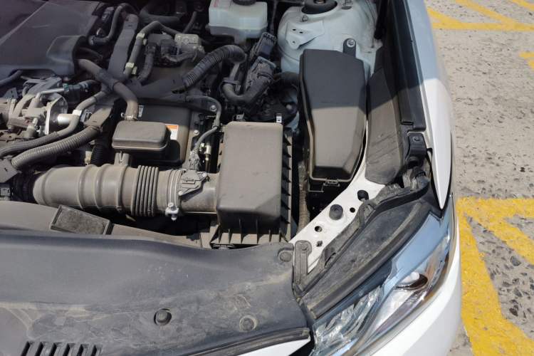 Used Toyota Camry 2018 Dual-Engine 2.5 HG Luxury Edition Engine Bay Left