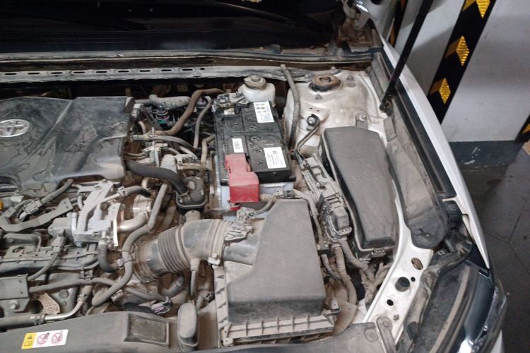 Used Toyota Camry 2018 2.5G Luxury Edition Engine Bay Left