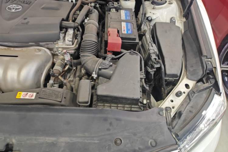 Used Toyota Camry 2018 2.0G Luxury Edition Engine Bay Left