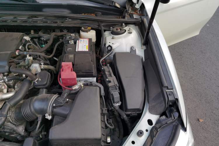 Used Toyota Camry 2018 2.5G Luxury Edition Engine Bay Left