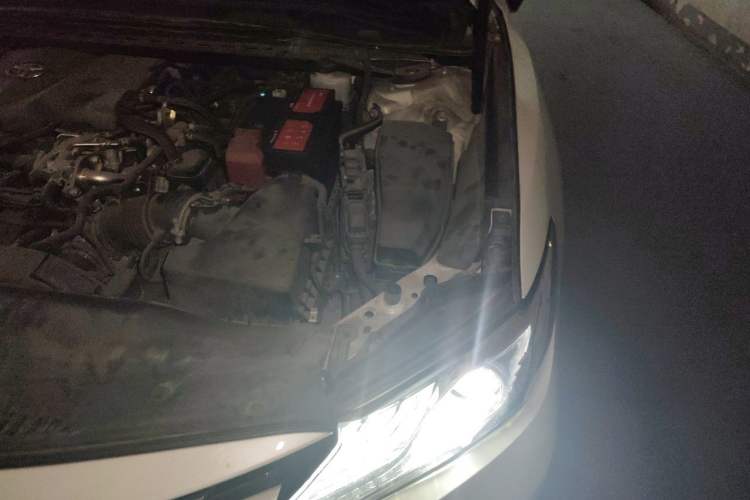 Used Toyota Camry 2018 2.5G Luxury Edition Engine Bay Left