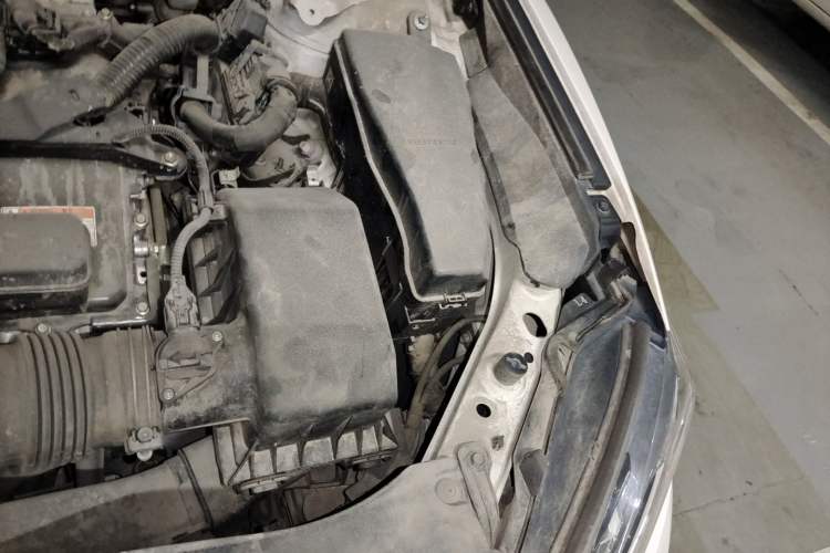 Used Toyota Camry 2018 Dual-Engine 2.5 HG Luxury Edition Engine Bay Left