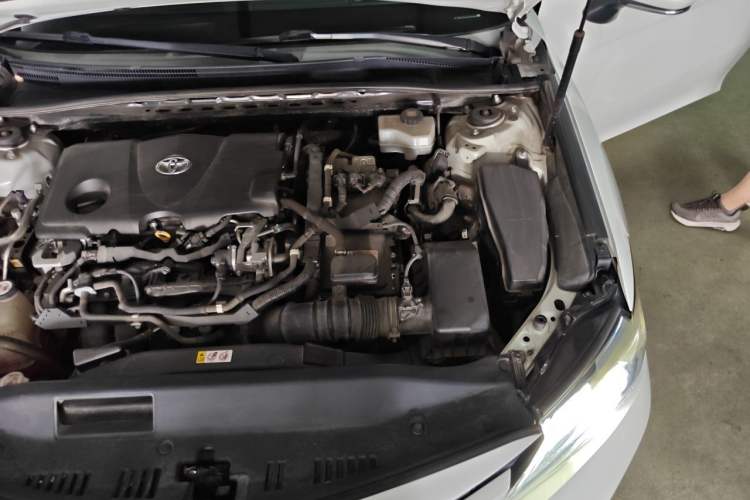 Used Toyota Camry 2018 Dual-Engine 2.5 HG Luxury Edition Engine Bay Left