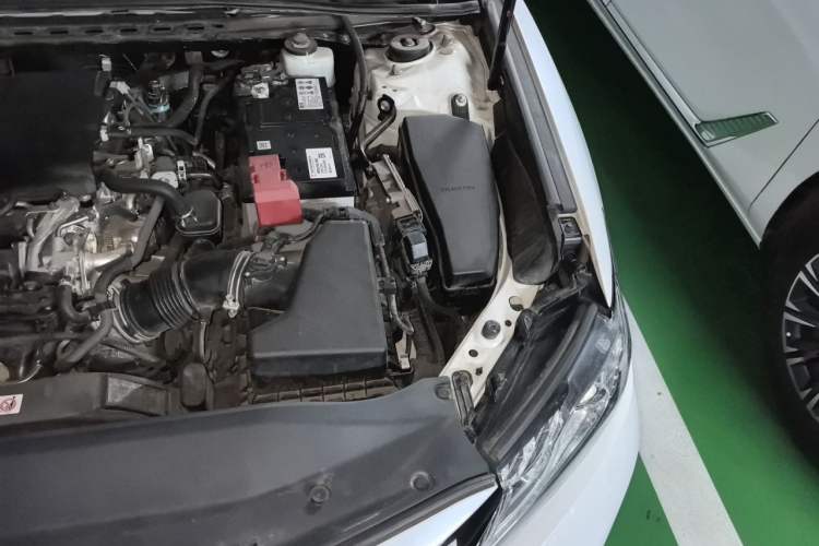 Used Toyota Camry 2018 2.5G Luxury Edition Engine Bay Left