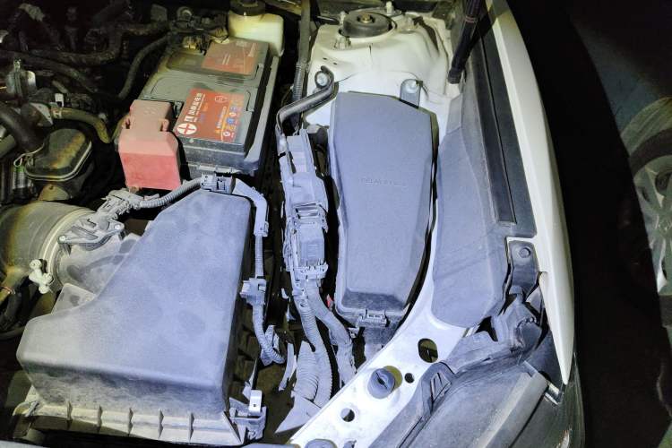 Used Toyota Camry 2018 2.5S Fēngshàng Edition Engine Bay Left