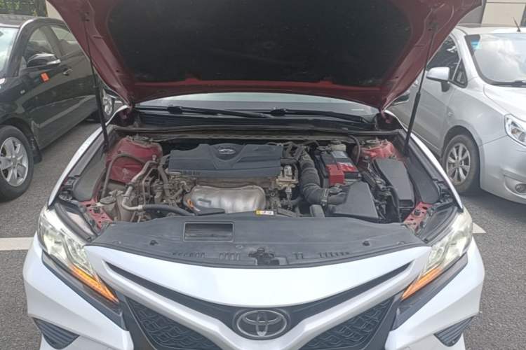 Used Toyota Camry 2018 2.0S FENGSHANG Edition Engine Bay