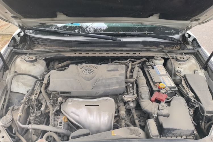 Used Toyota Camry 2018 2.0G Luxury Edition Engine Bay
