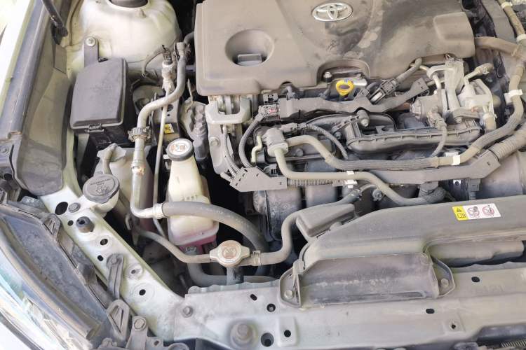 Used Toyota Camry 2018 Dual-Engine 2.5 HG Luxury Edition Engine Bay Right