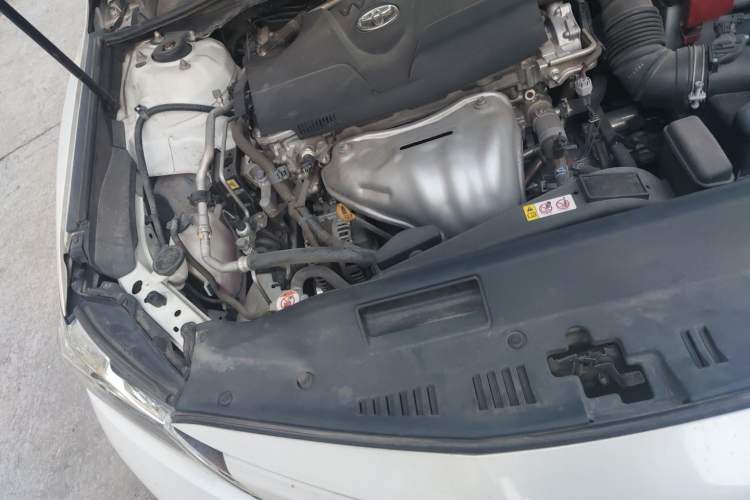 Used Toyota Camry 2018 2.0G Luxury Edition Engine Bay Right