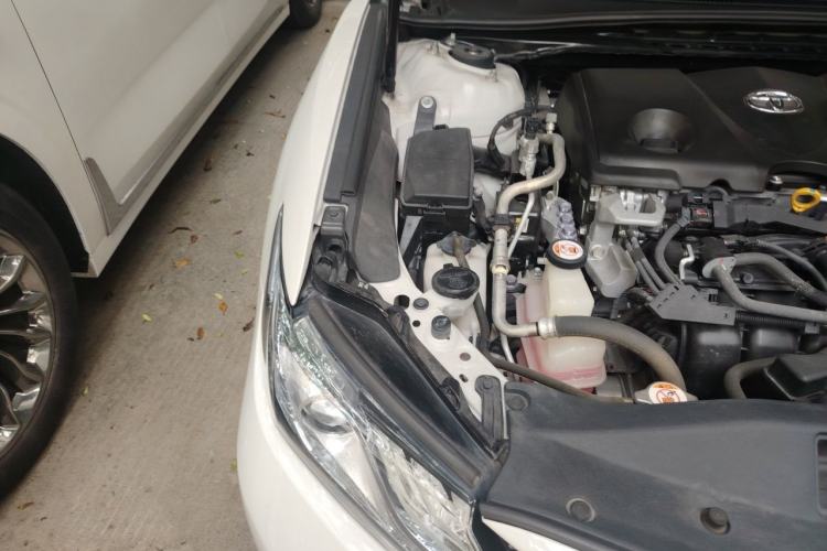 Used Toyota Camry 2018 Dual-Engine 2.5 HG Luxury Edition Engine Bay Right