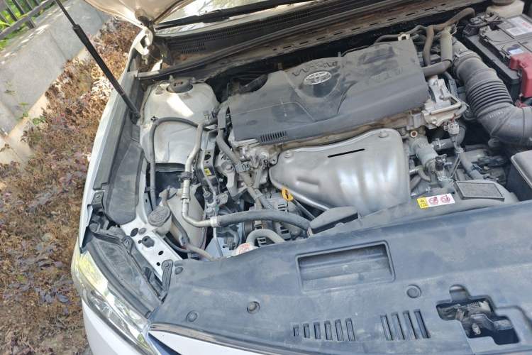 Used Toyota Camry 2018 2.0G Luxury Edition Engine Bay Right