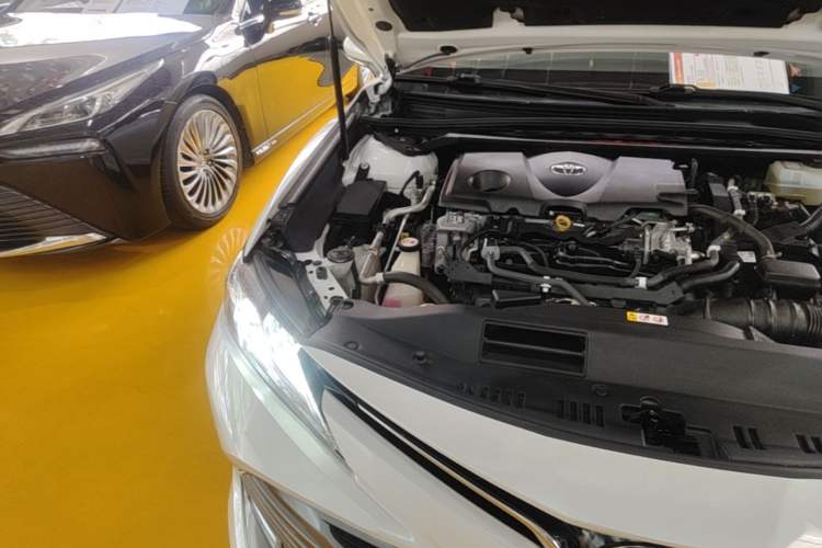 Used Toyota Camry 2018 Dual-Engine 2.5 HG Luxury Edition Engine Bay Right