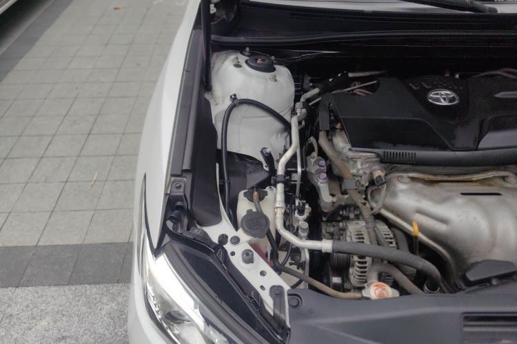 Used Toyota Camry 2018 2.0G Luxury Edition Engine Bay Right