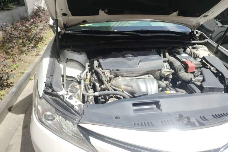 Used Toyota Camry 2018 2.0G Luxury Edition Engine Bay Right