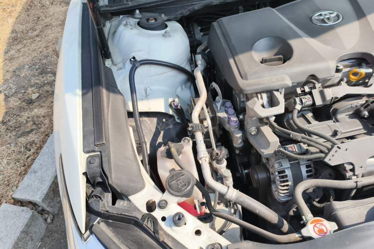 Used Toyota Camry 2018 2.5G Luxury Edition Engine Bay Right