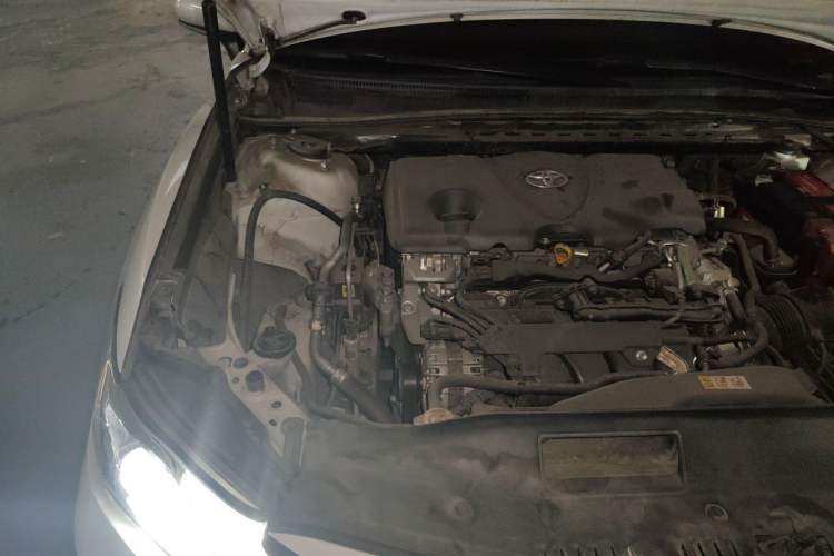 Used Toyota Camry 2018 2.5G Luxury Edition Engine Bay Right
