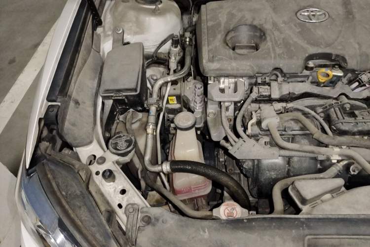 Used Toyota Camry 2018 Dual-Engine 2.5 HG Luxury Edition Engine Bay Right
