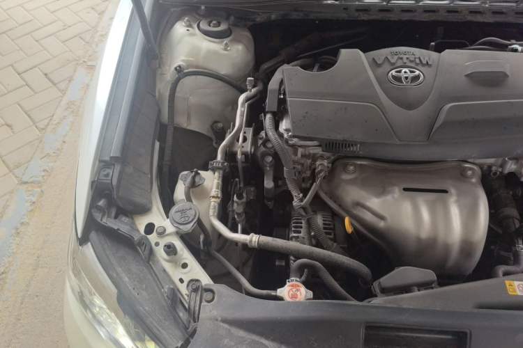 Used Toyota Camry 2018 2.0G Luxury Edition Engine Bay Right