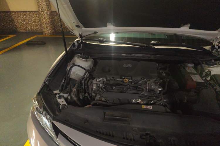 Used Toyota Camry 2018 2.5G Luxury Edition Engine Bay Right