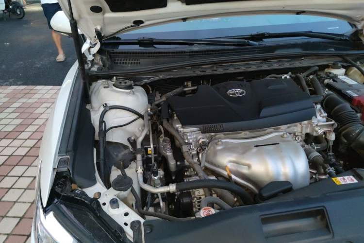Used Toyota Camry 2018 2.0G Luxury Edition Engine Bay Right