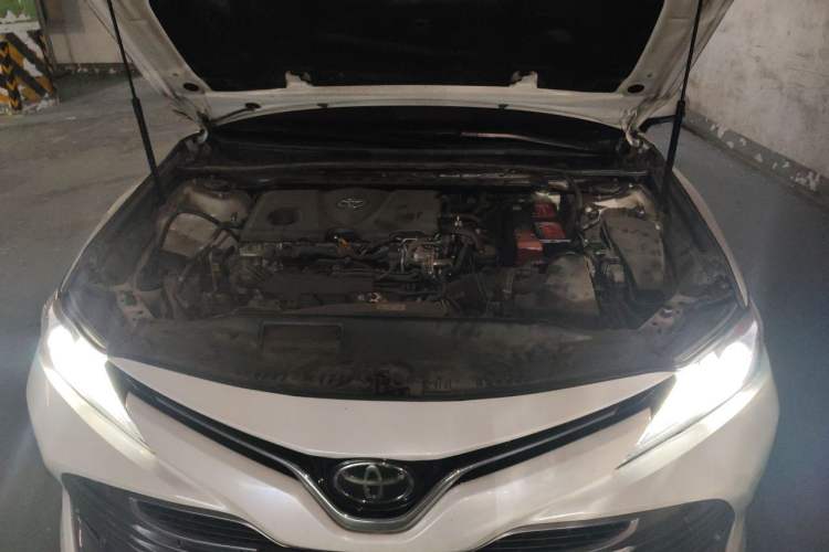 Used Toyota Camry 2018 2.5G Luxury Edition Engine Bay