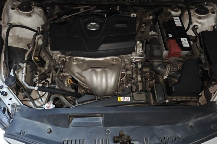 Used Toyota Camry 2018 2.0G Luxury Edition Engine Bay