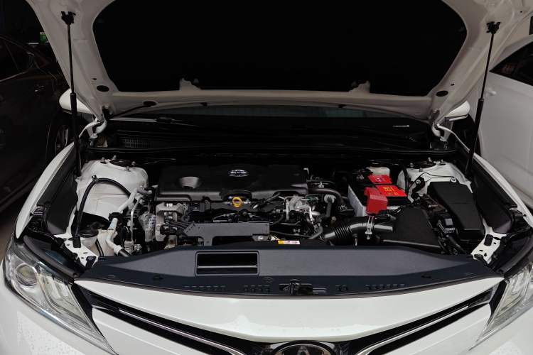 Used Toyota Camry 2018 2.5G Luxury Edition Engine Bay