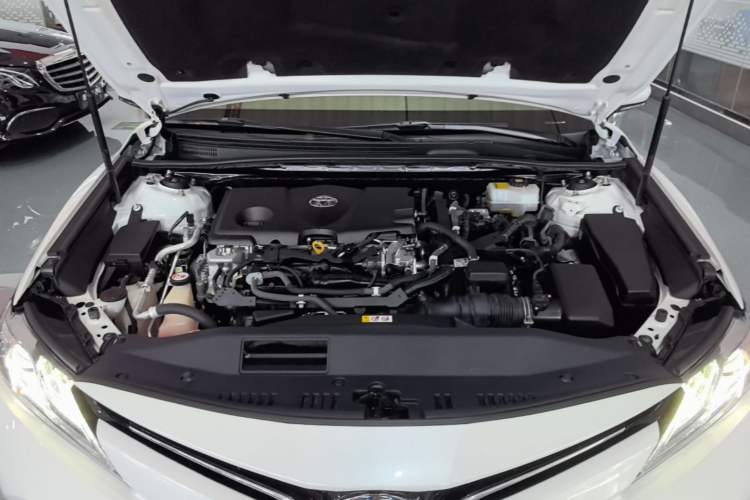 Used Toyota Camry 2018 Dual-Engine 2.5 HG Luxury Edition Engine Bay