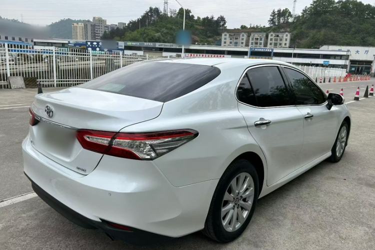 Used Toyota Camry 2018 2.0G Luxury Edition Exterior 1