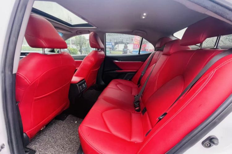 Used Toyota Camry 2018 2.0S FENGSHANG Edition Exterior 1