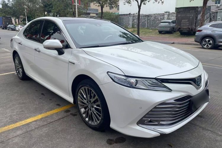 Used Toyota Camry 2018 Dual-Engine 2.5 HG Luxury Edition Exterior 2