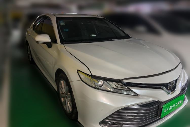 Used Toyota Camry 2018 2.0G Luxury Edition Exterior 2