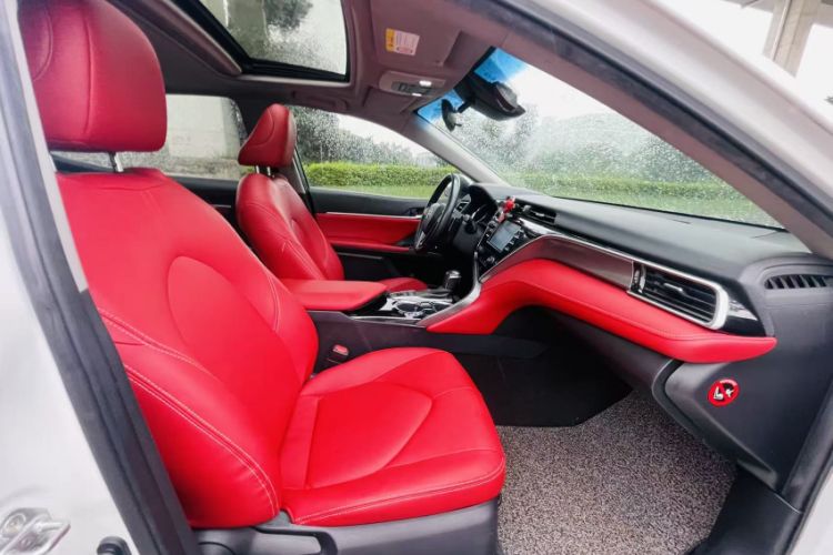 Used Toyota Camry 2018 2.0S FENGSHANG Edition Exterior 2