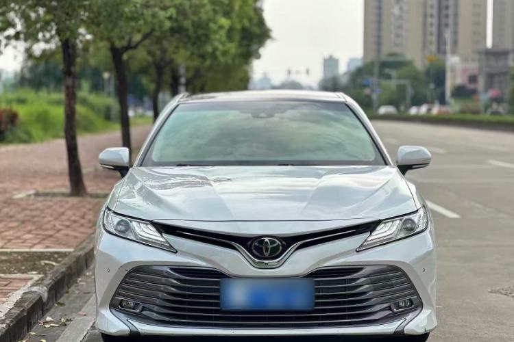 Used Toyota Camry 2018 2.5G Luxury Edition Exterior 3