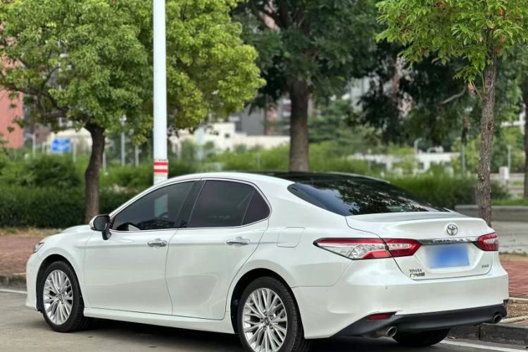 Used Toyota Camry 2018 2.5G Luxury Edition Exterior 4