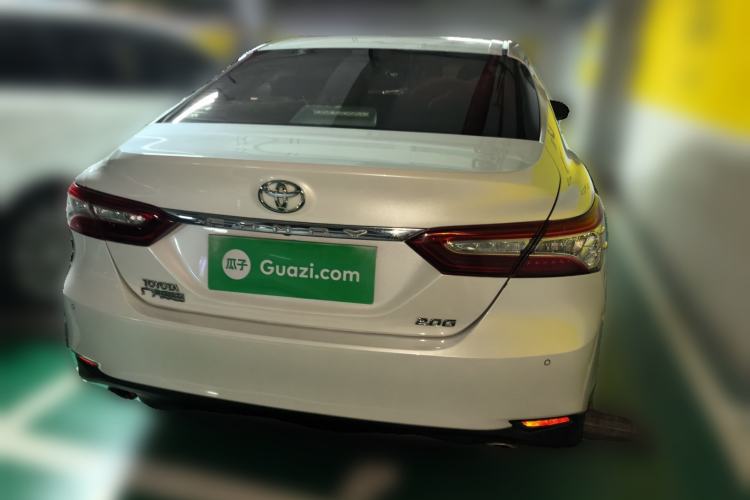Used Toyota Camry 2018 2.0G Luxury Edition Exterior 4