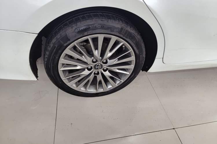 Used Toyota Camry 2018 Dual-Engine 2.5 HG Luxury Edition Exterior 5