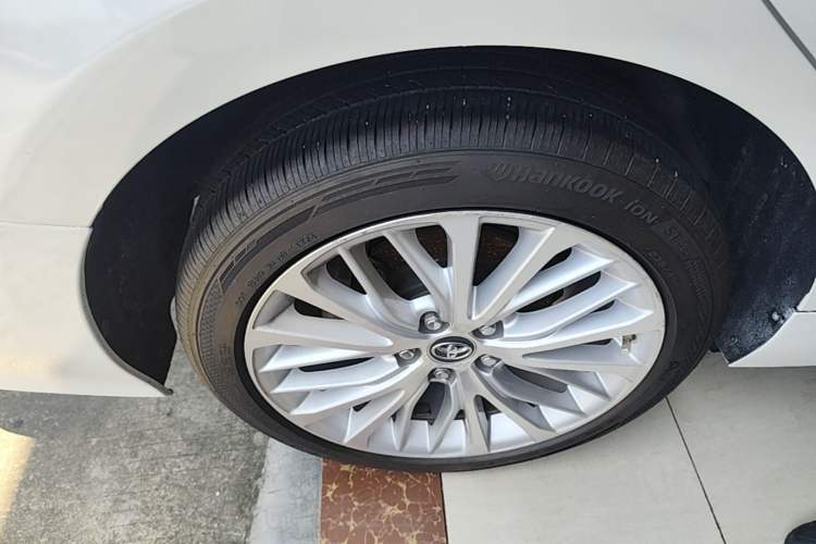 Used Toyota Camry 2018 2.5G Luxury Edition Exterior 5