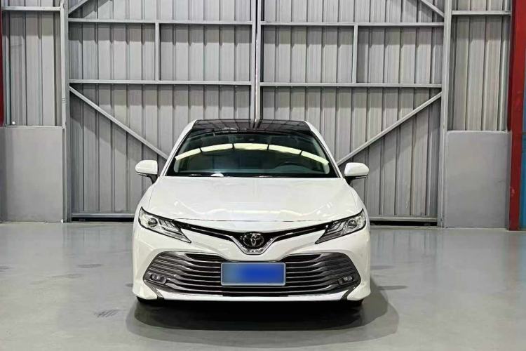 Used Toyota Camry 2018 2.5G Luxury Edition Exterior 5