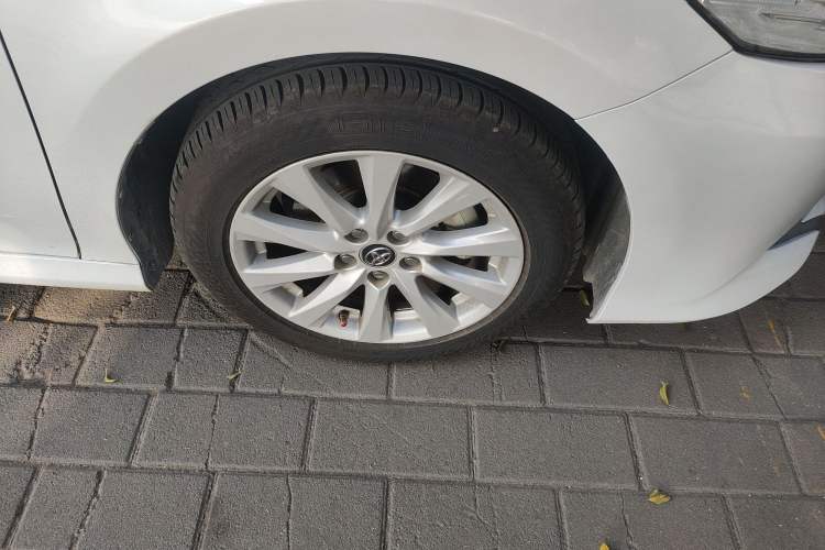 Used Toyota Camry 2018 2.0G Luxury Edition Exterior 7