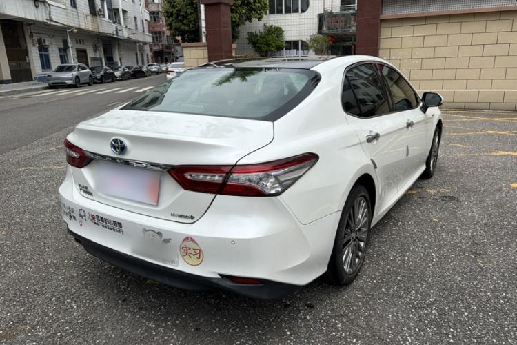 Used Toyota Camry 2018 Dual-Engine 2.5 HG Luxury Edition Exterior 7