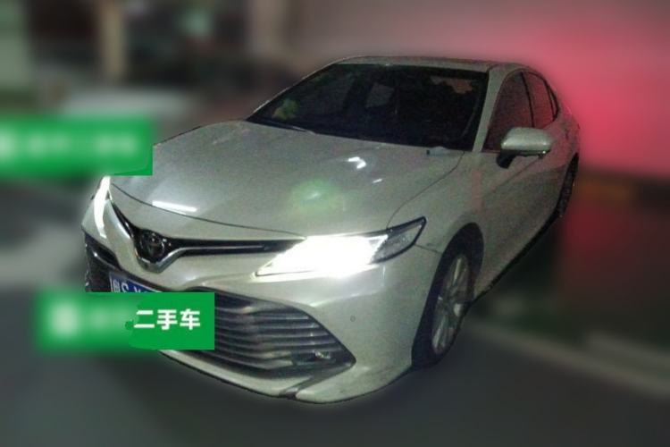 Używany Toyota Camry 2018 2.0G Luxury Edition Guazi used car, China used car export, Used car for sale, Used cars, Cheapest cars for sale