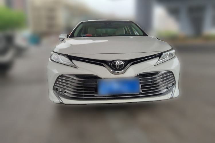 Used Toyota Camry 2018 2.0G Luxury Edition Front