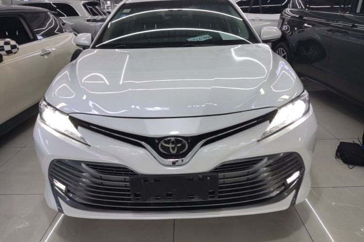 Used Toyota Camry 2018 2.0G Luxury Edition Front