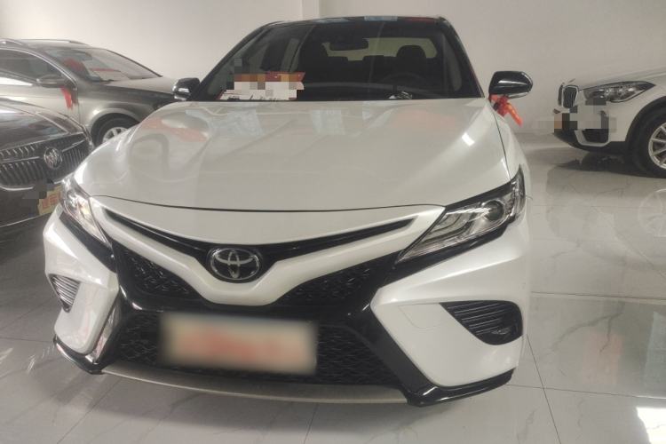 Used Toyota Camry 2018 2.0S FENGSHANG Edition Front